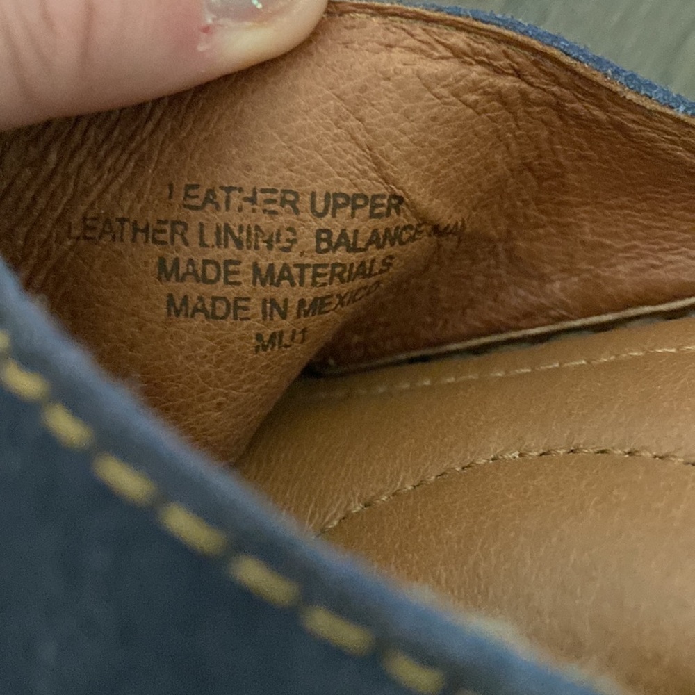 Born Teayo Basic Navy Indigo Distressed Leather F… - image 5